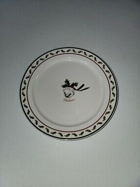 The Polar Express 'Believe' Holly Bell Ceramic Dinner Plate - White/Green
